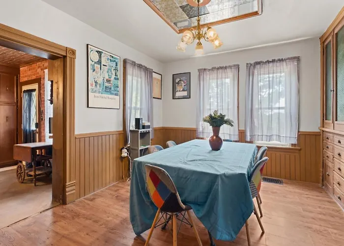 Historic Brick Near River And Downtown Holiday home Savanna